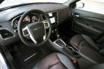 Chrysler 200 2011 года